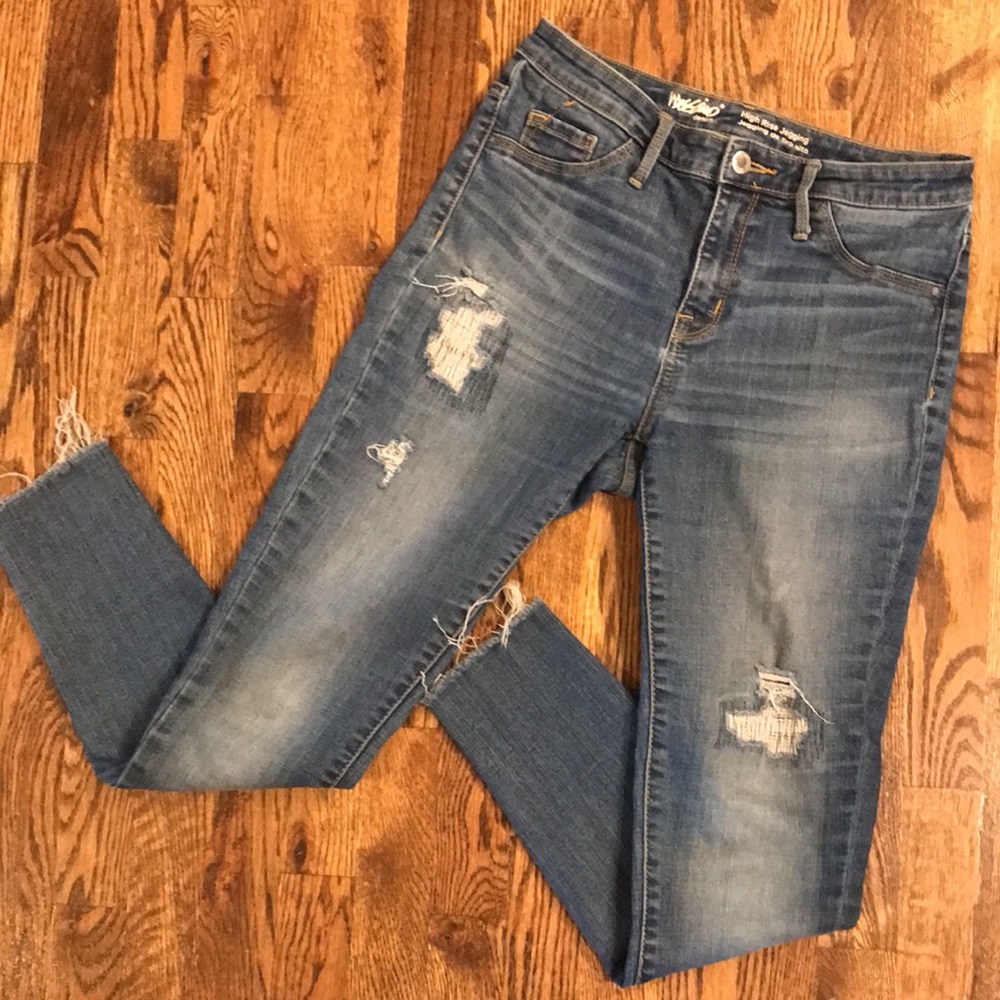 Mossimo High Rise Distressed Jegging - Picture 2 of 10